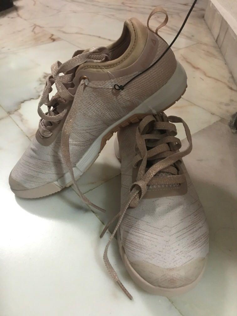 Reebok shop grace trainers
