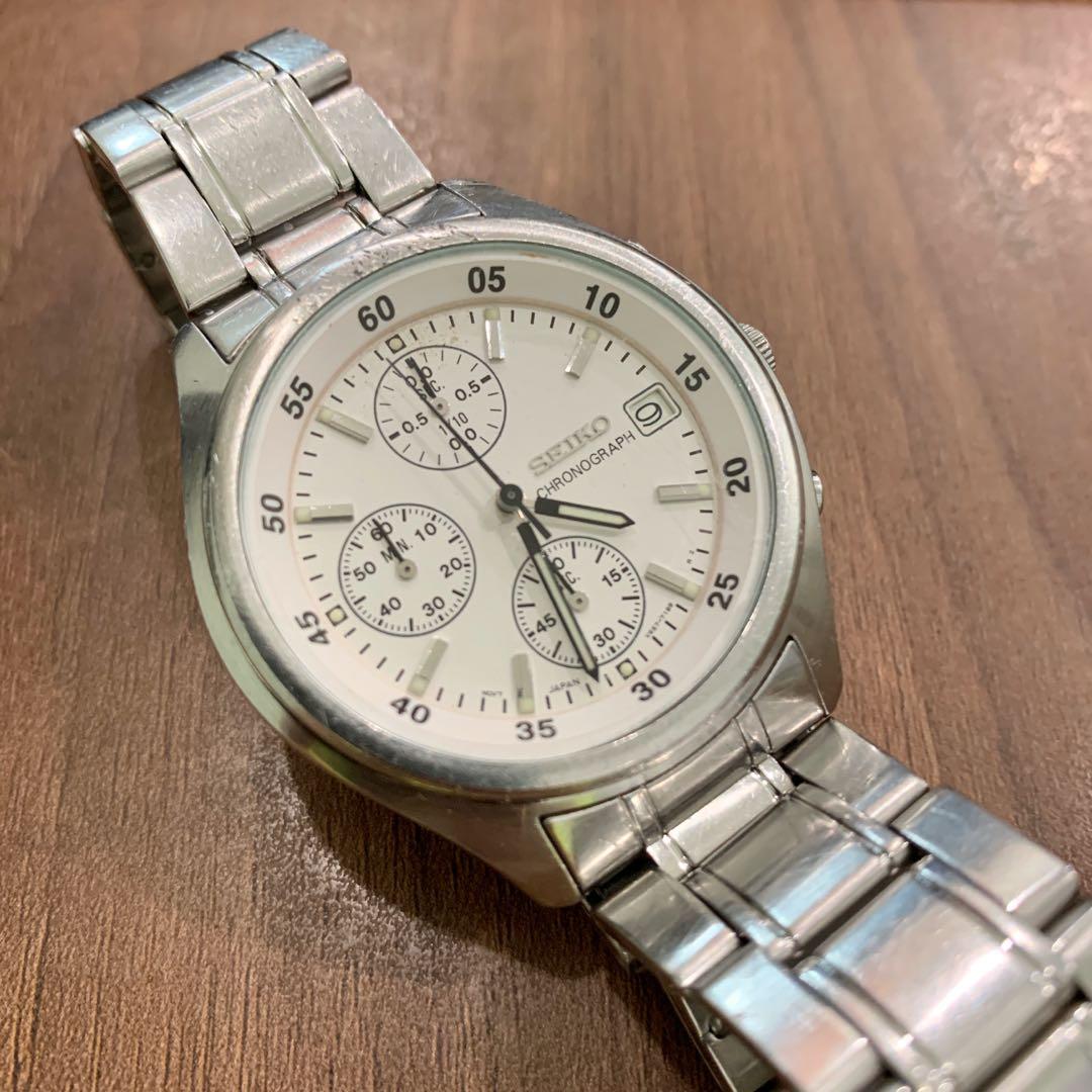 Seiko Vintage White Dial Chronograph Watch, Men's Fashion, Watches &  Accessories, Watches on Carousell