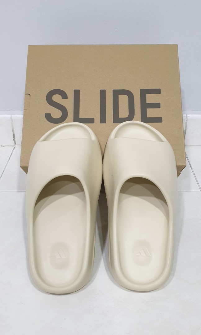 US 6 Yeezy Slide - Bone White, Men's Fashion, Footwear, Flipflops and  Slides on Carousell