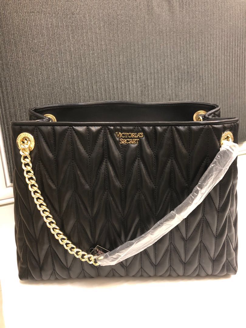 chevron quilted bag