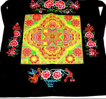 正品手工刺繡藝術品💕全新含運