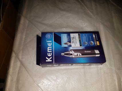 剪鼻毛器