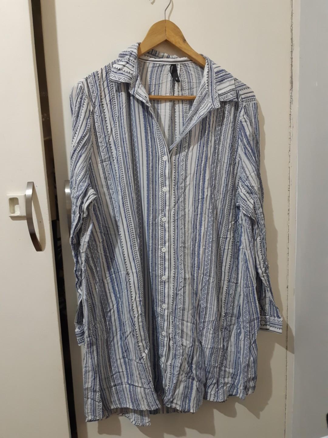 Blue Long sleeves polo mini dress (Category: Longsleeves) located in Paranaque City. Submitted by ranie19 (Listing ID 266981510, Image 1). Description: RFS: Decluterring Used once or twice, got it as pasulubong. Almost new pa and no issues. Can fit large to xl body frame. Parang mini dress or long polo :) #best2019.