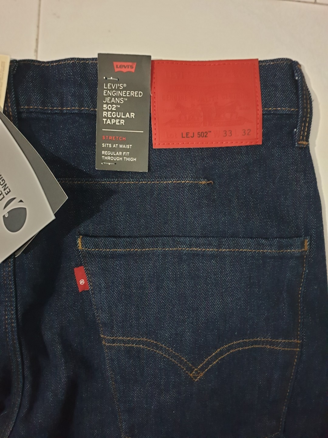 BN Authentic Levi's Engineered 502 Jeans, Men's Fashion, Bottoms, Jeans on  Carousell