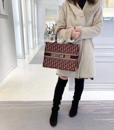 Dior tote online bag burgundy