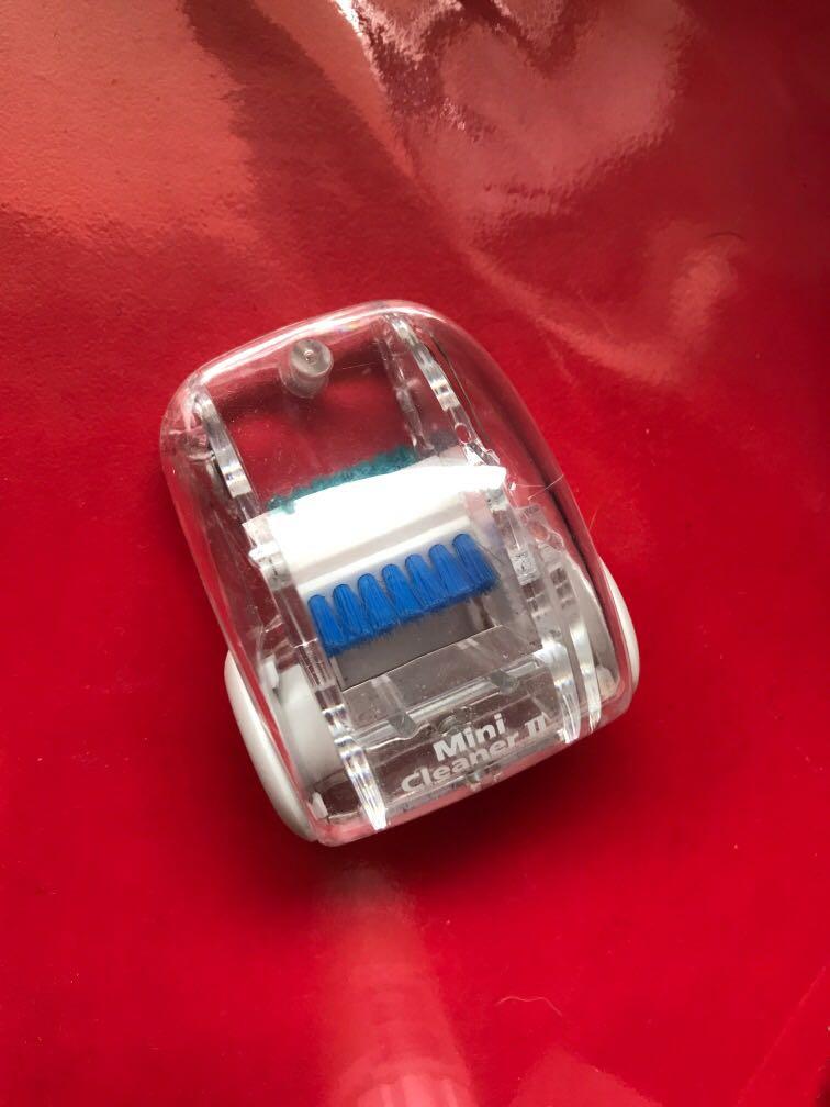 Eraser/Dust Collector Mini Cleaner II, Hobbies & Toys, Stationery