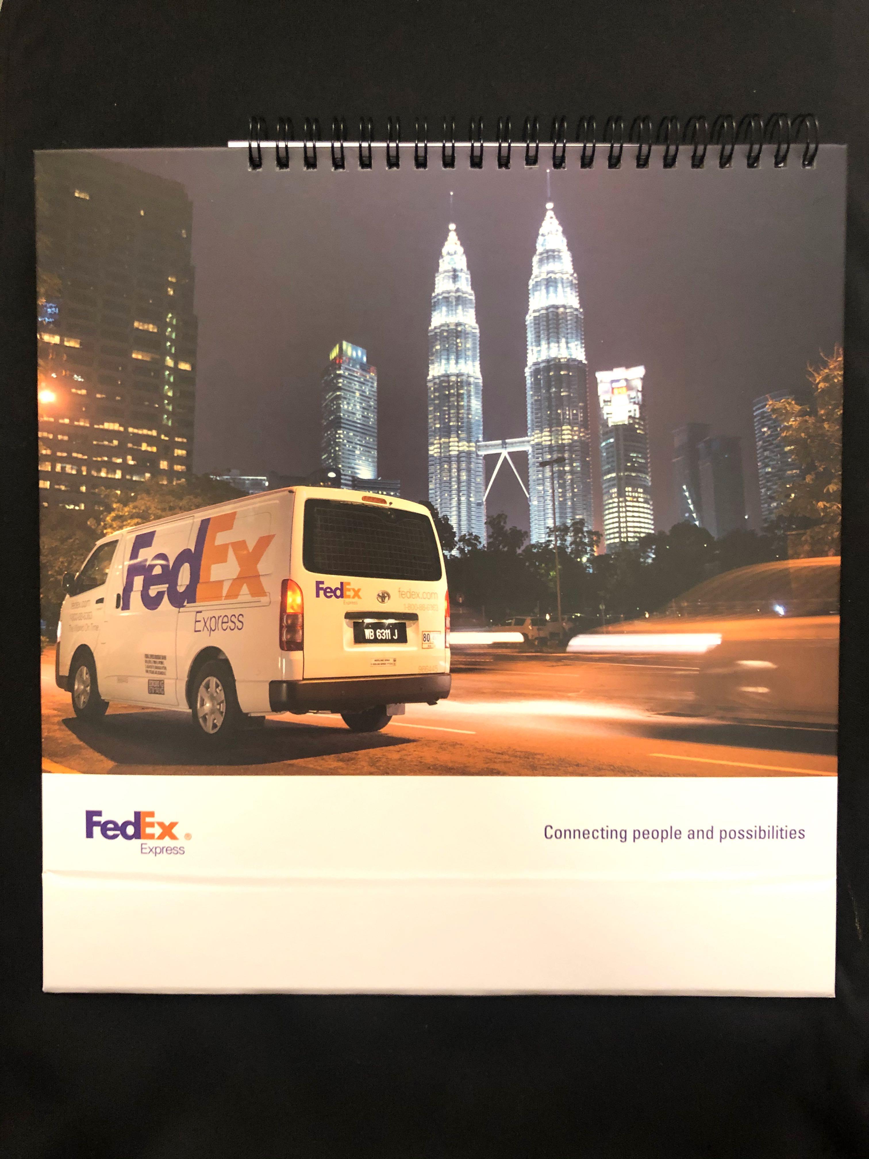 FedEx 2020 calendar 坐枱月曆, 興趣及遊戲, 手作＆自家設計, 文具 Carousell