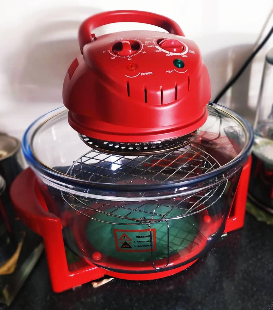 La Gourmet Turbo Roaster, Furniture & Home Living, Kitchenware