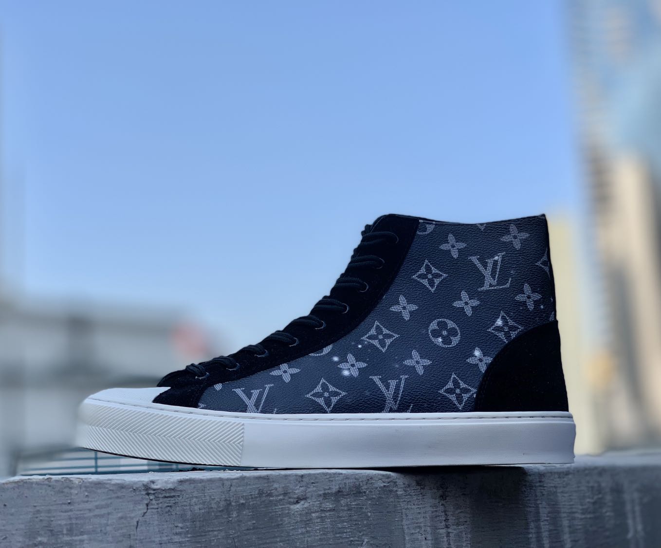 Louis vuitton galaxy sneaker sale