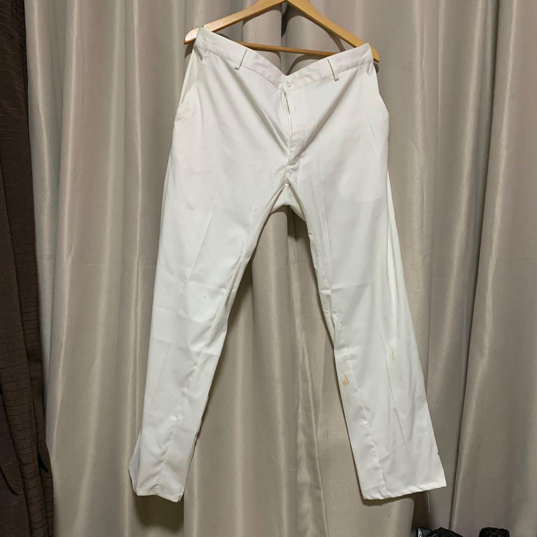 Nike white golf pants (Category: Joggers) located in Manila. Submitted by kondoing (Listing ID 266962200, Image 1). Description: .