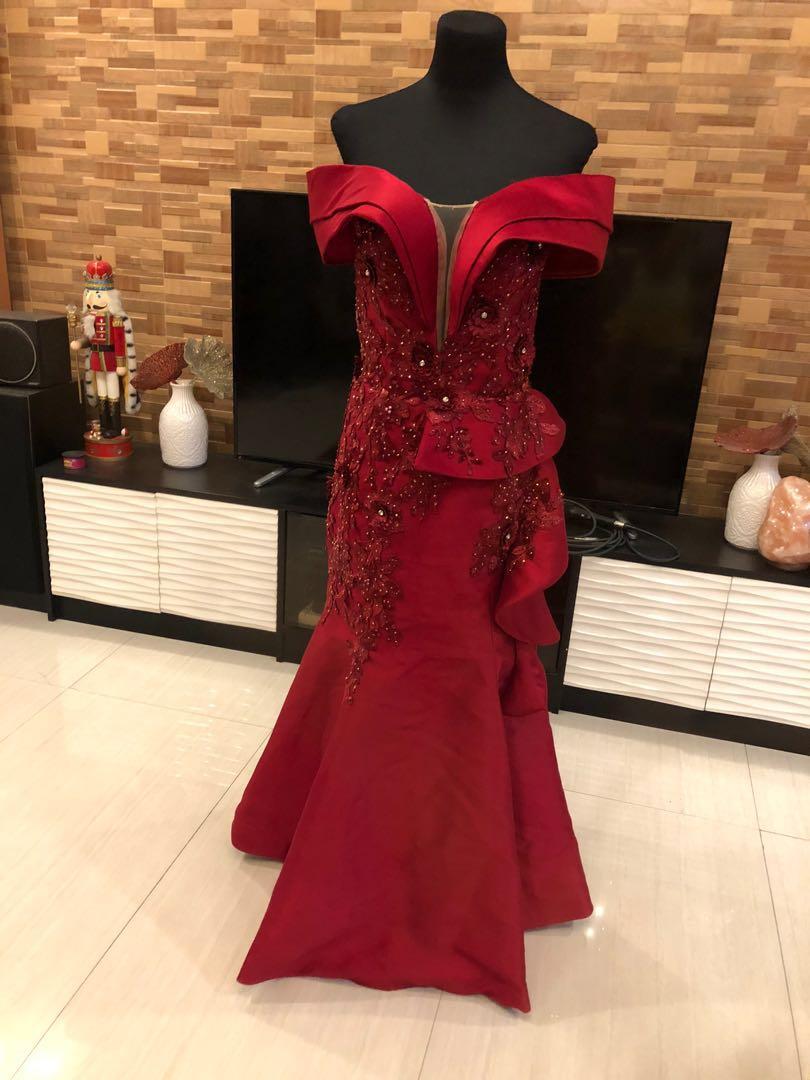Serpentina gown for chubby deals