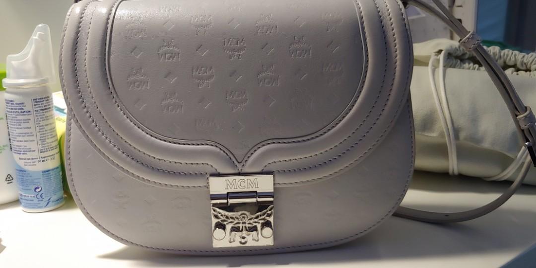 MCM Trisha Shoulder Bag Visetos Small Dove