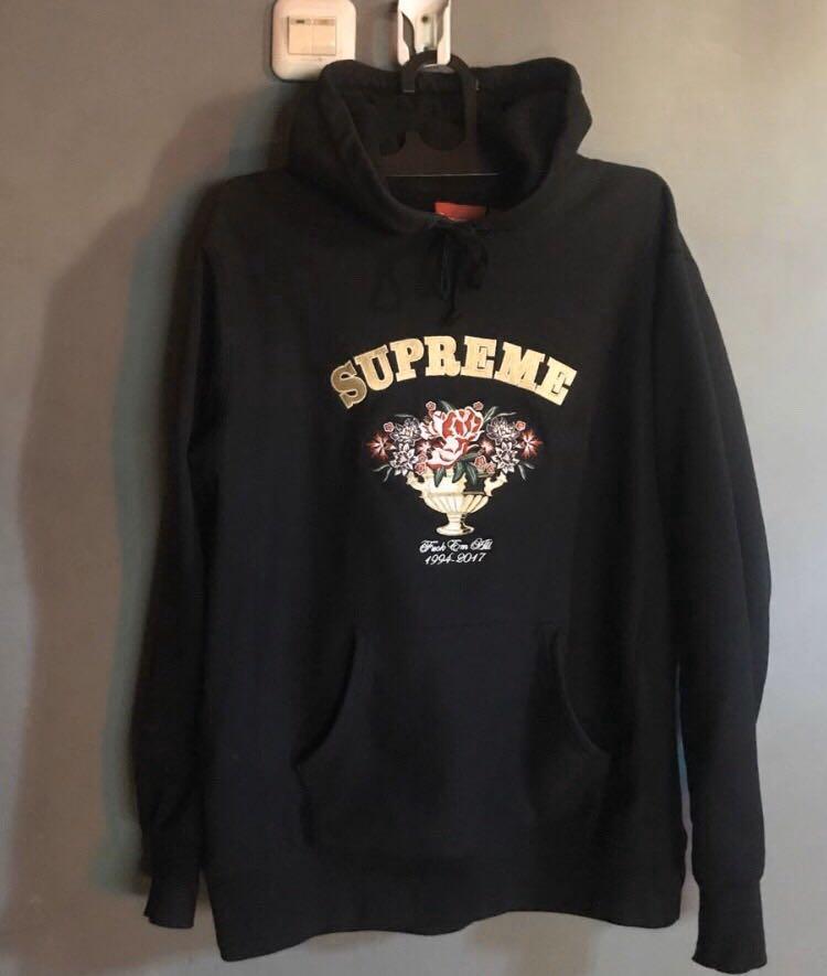 SUPREME CENTREPIECE HOODIE BLACK FW 17 original Fesyen Pria Pakaian Baju Luaran di Carousell