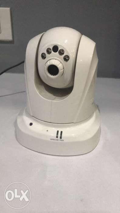 TRENDnet camera cctv like xiaomi (Category: Security Systems & CCTV Cameras) located in Makati City. Submitted by myngshop (Listing ID 238546085, Image 1). Description: Tv-ip851wic very good condition. Meet up glorieta makati only.