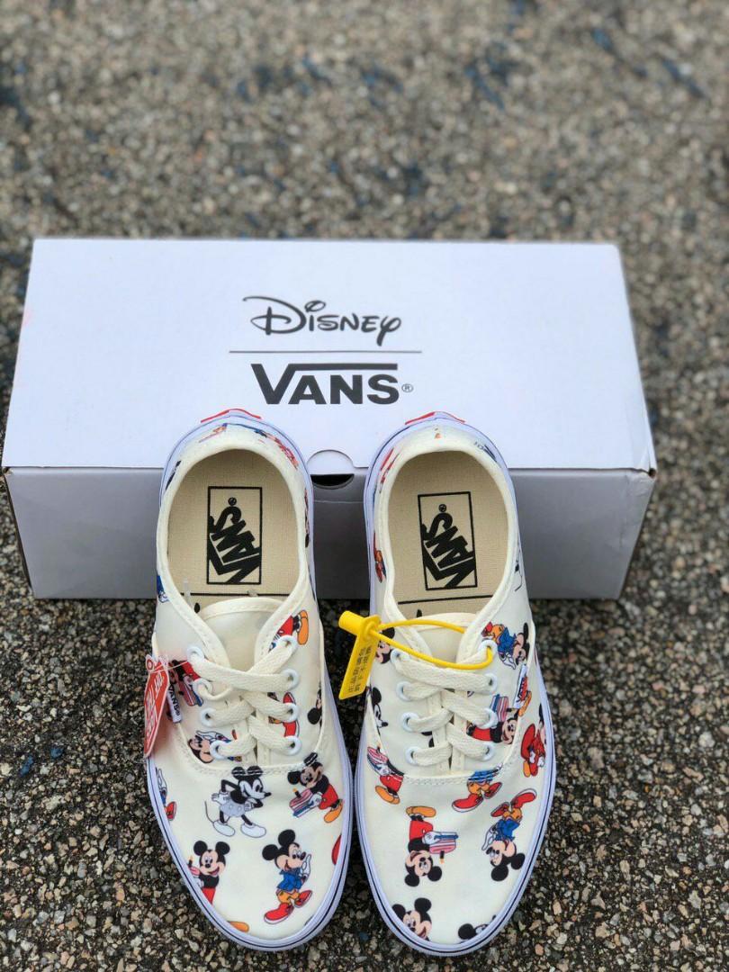vans authentic mickey mouse