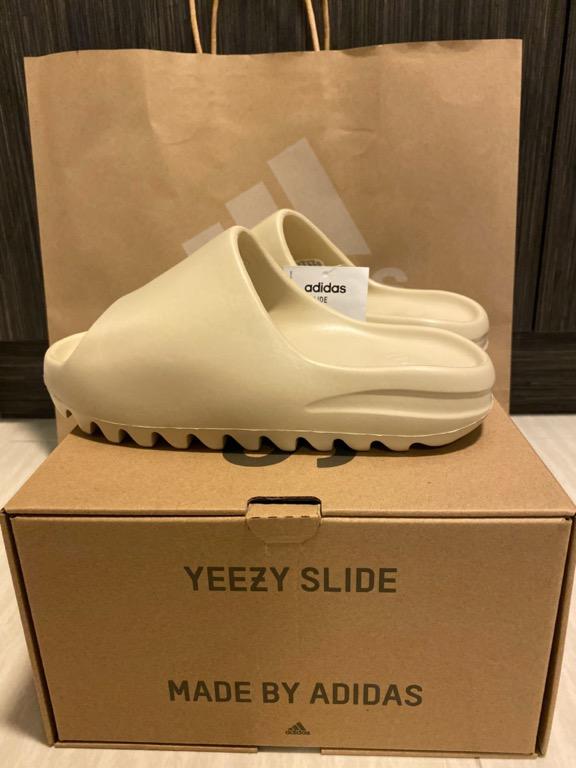 Yeezy Slides Bone Mens Fashion Footwear Slippers.