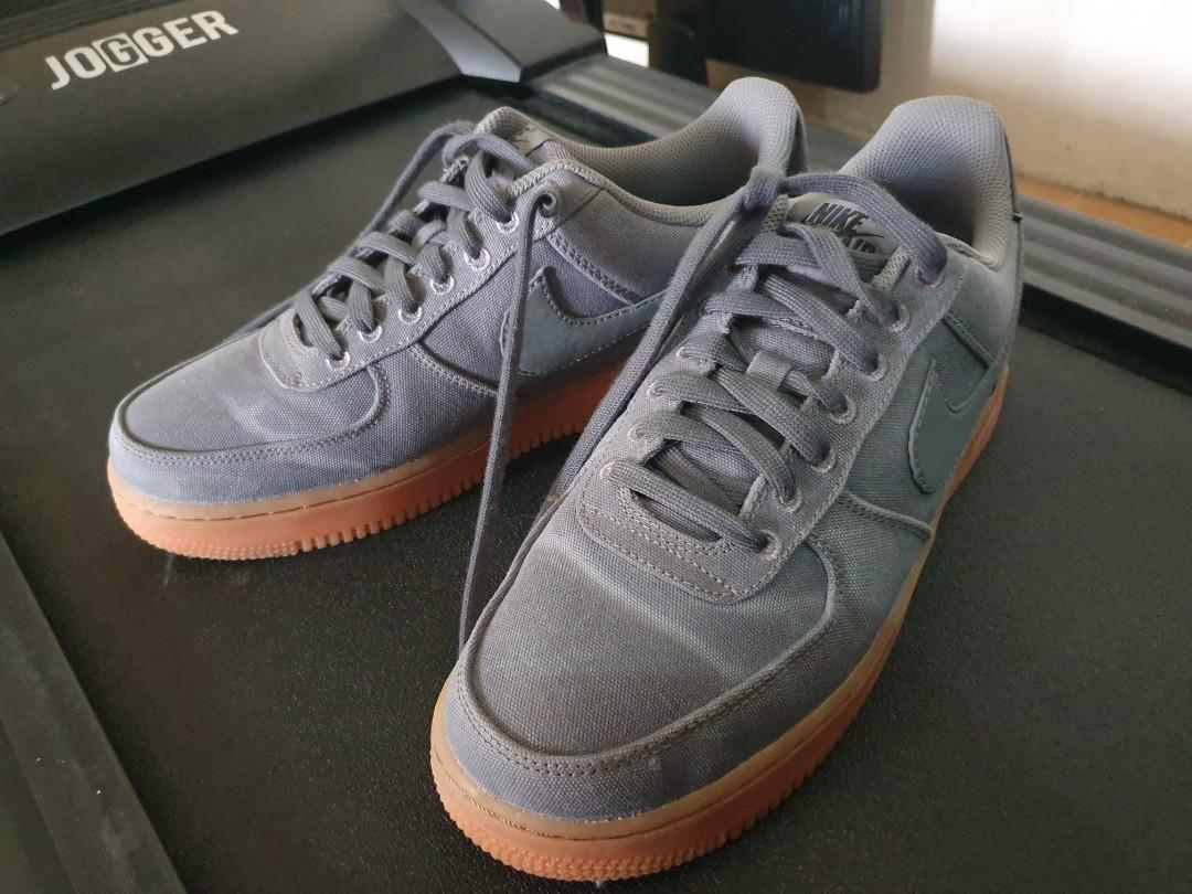Grey gum sole hotsell air force 1