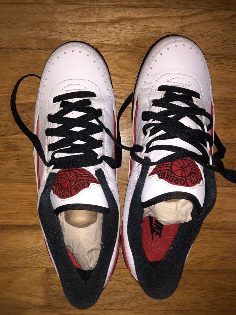Nike air jordan best sale 2 retro low chicago