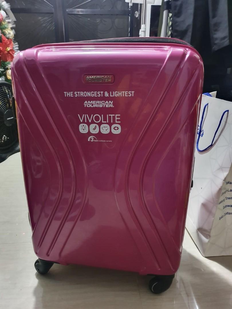 American Tourister Vivolite Medium