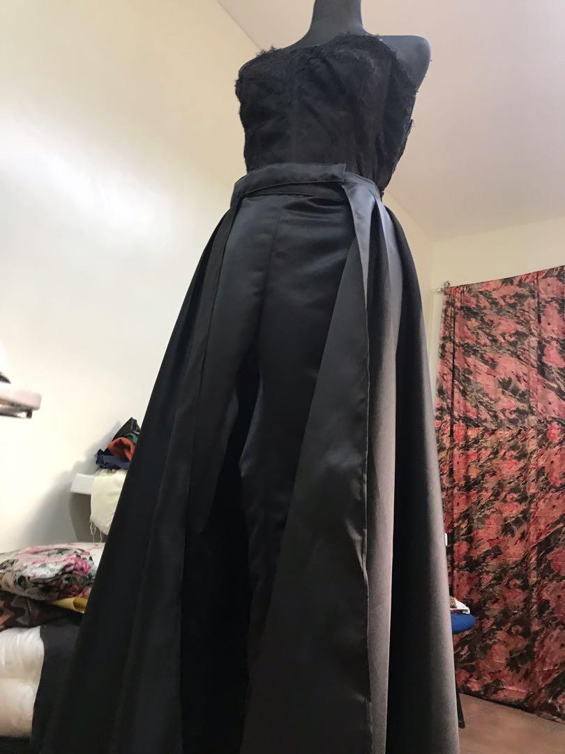 Black 3 piece gown (Category: Evening dresses & gowns) located in Cainta. Submitted by iamabsoluteva (Listing ID 267004260, Image 2). Description: .
