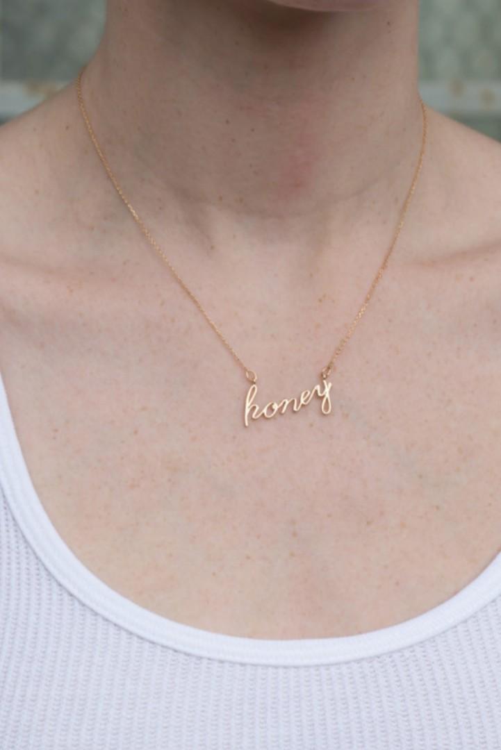 pending bnwt brandy melville john galt gold honey necklace