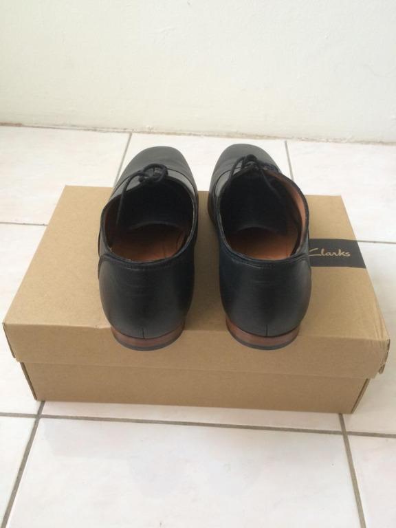 Code lace clarks sales