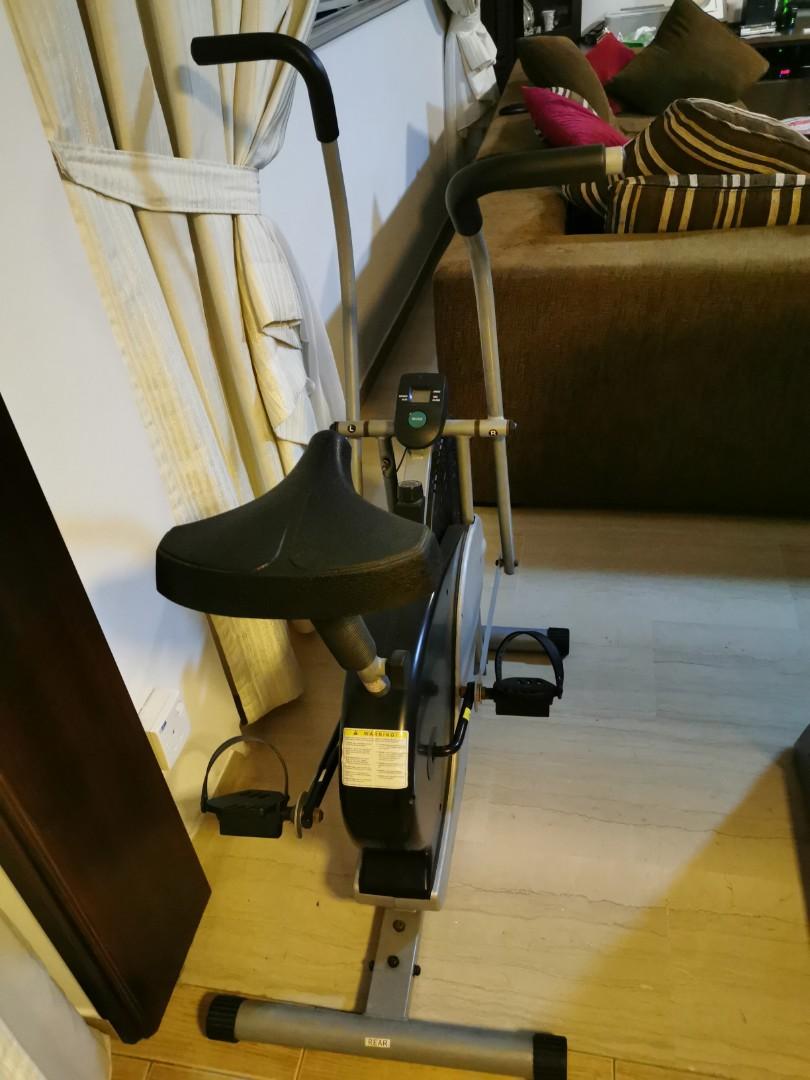 Exercise bike, Sports Equipment, Exercise & Fitness, Cardio & Fitness