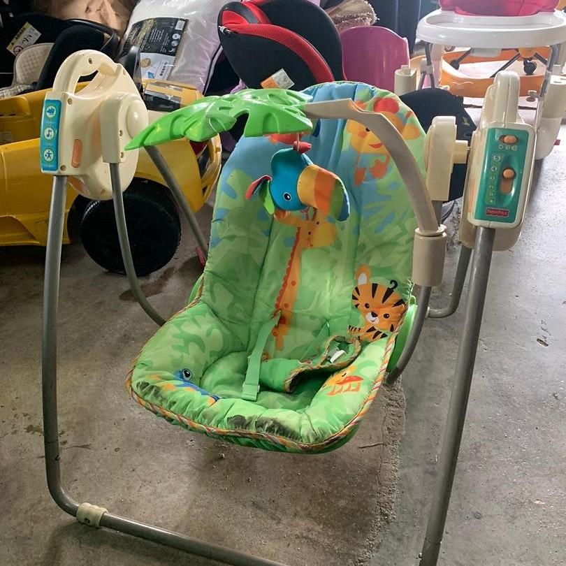 fisher price auto swing
