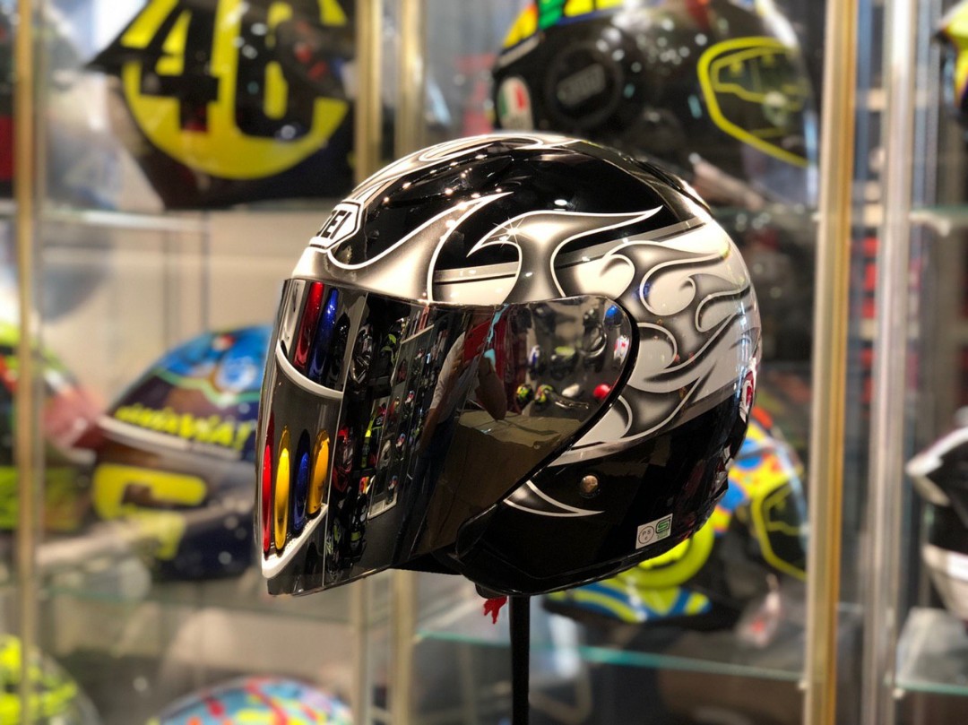 人気便利グッズ Helmet Shoei J Stream Flest, Motorbikes on Carousell セキュリティ・セーフティ