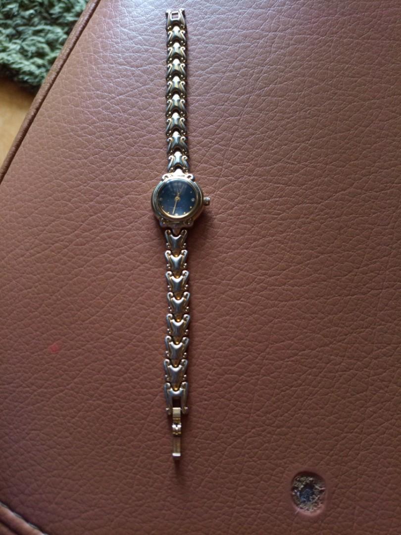 Jam (Category: Watches) located in Kuching. Submitted by mr.junko21 (Listing ID 267046166, Image 3). Description: Masih bagus.rujuk photo.