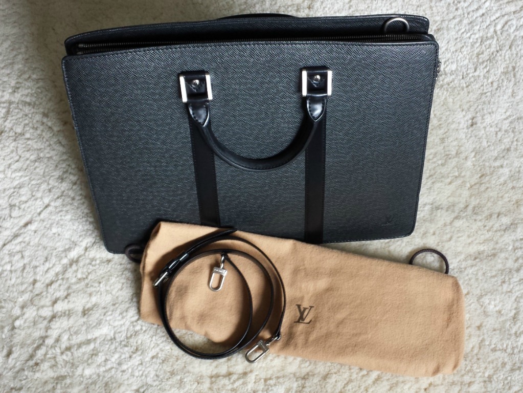 LOUIS VUITTON Epicea Taiga Leather Lozan Briefcase Bag Long Strap