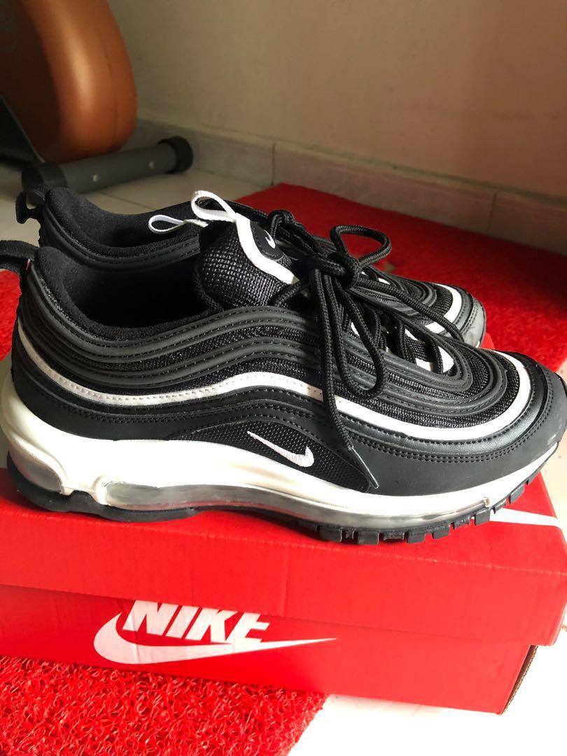 Air max 97 deals black with white stripe