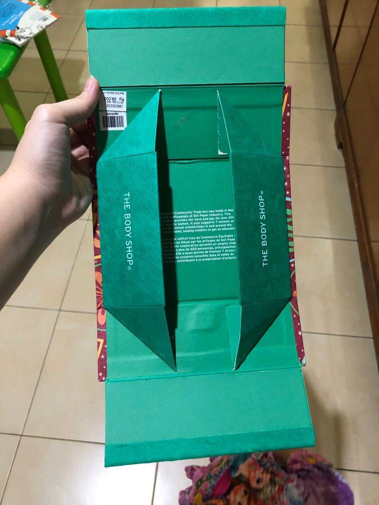 The body shop Christmas edition box kotak Natal xmas limited edition
