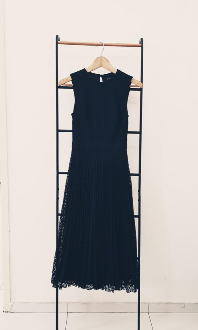 Formal dress warehouse