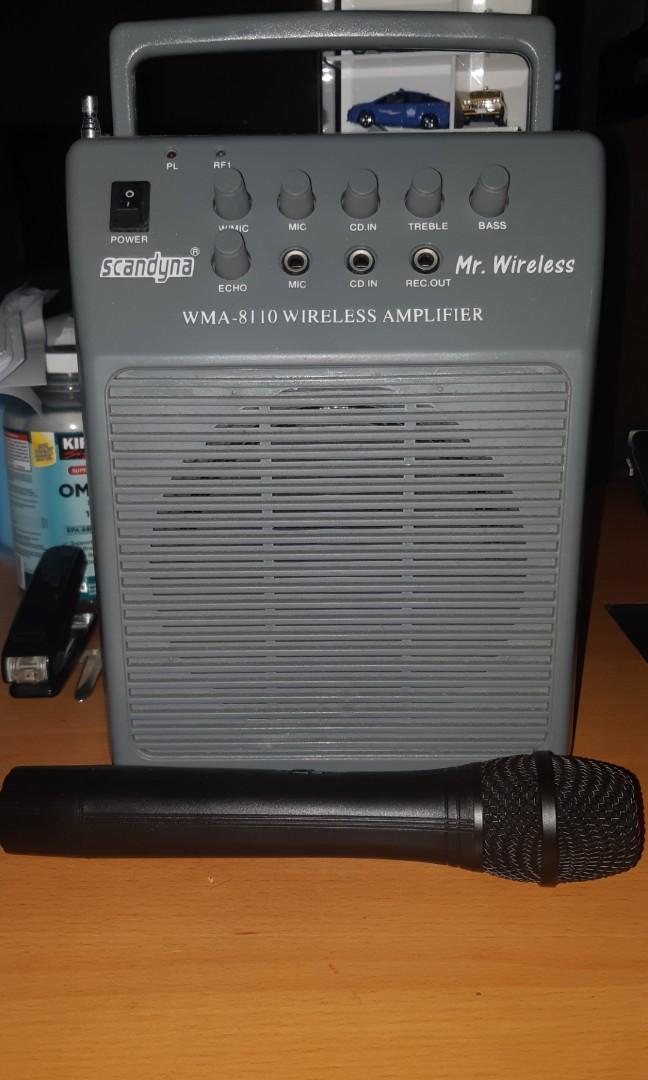 portable amplifier with wireless microphone