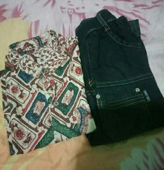 Batik dan celana levid