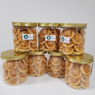 (CNY Christmas Perorder) Peranakan Nyonya Pineapple Tarts