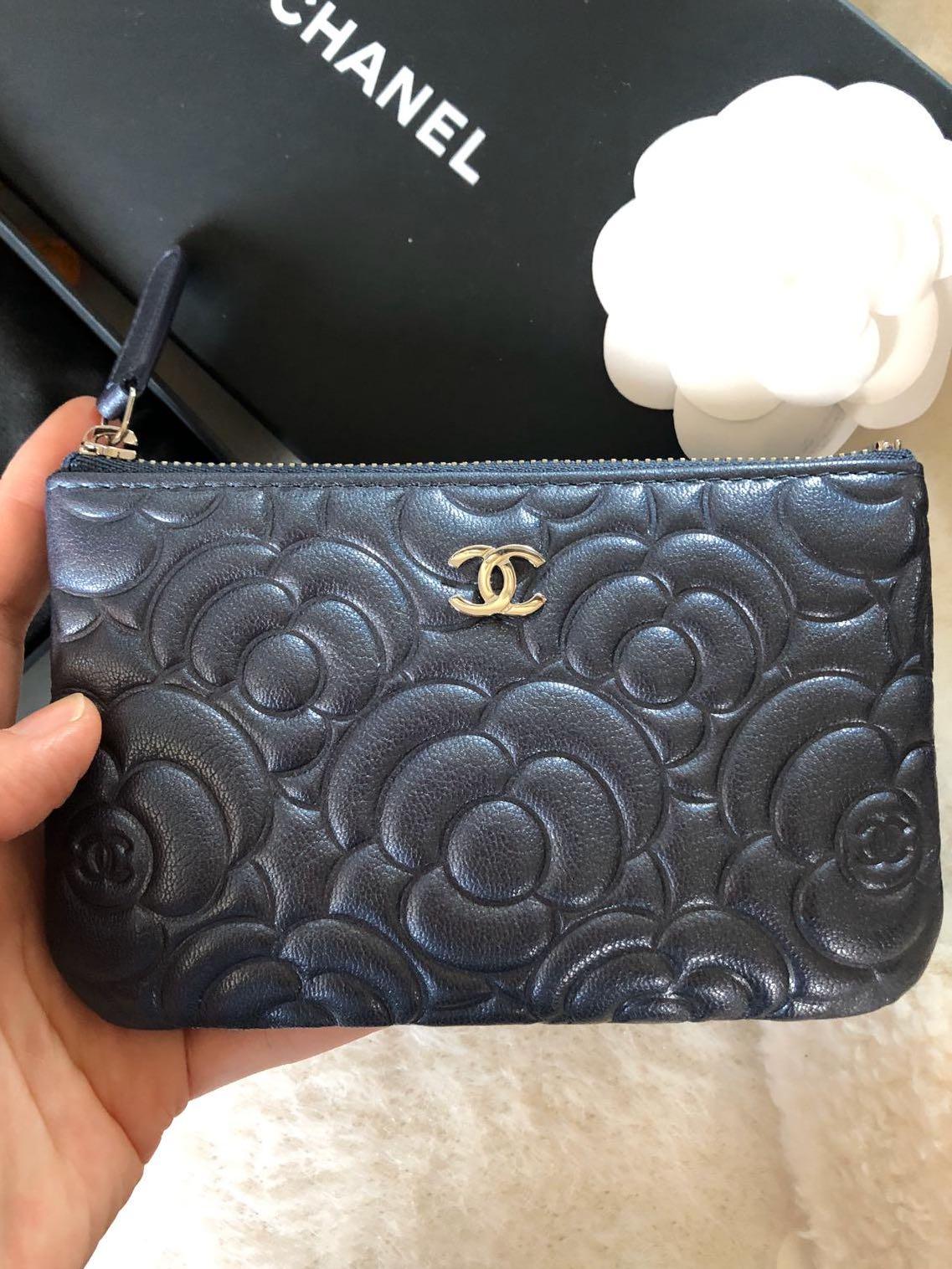 Chanel best sale camellia pouch