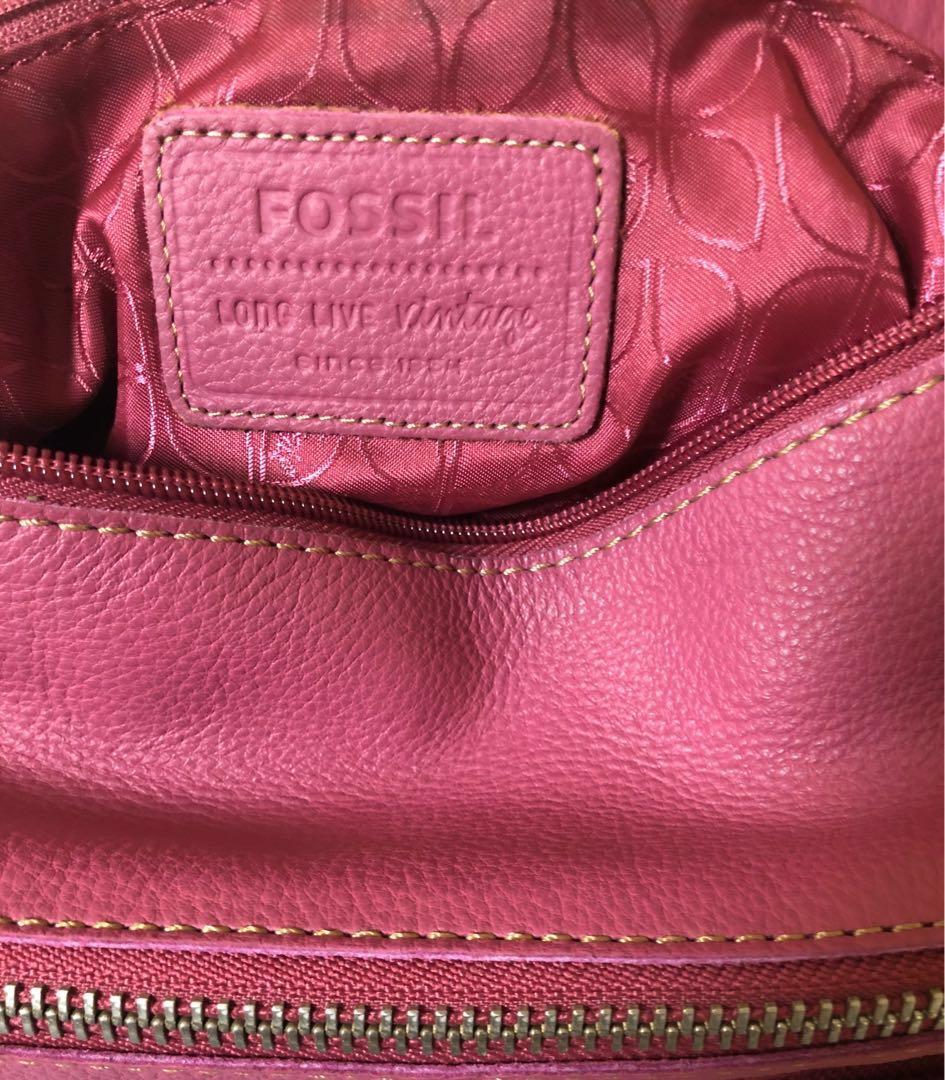 Authentic fossil sling bag, Women's Fashion, Bags & Wallets, Crossbody