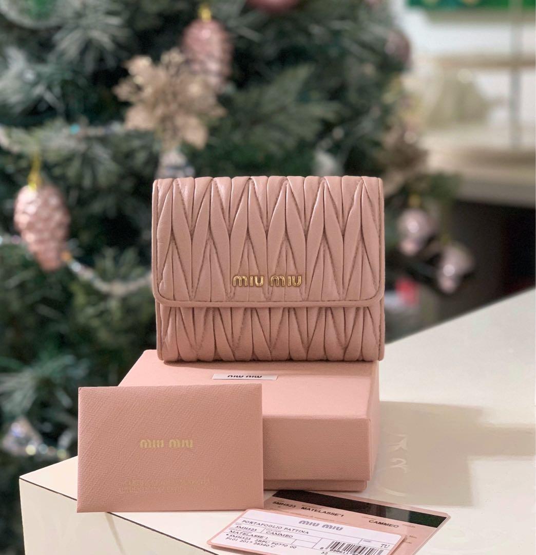 Authentic Miu Miu Matelasse Short leather Wallet in Cammeo Luxury
