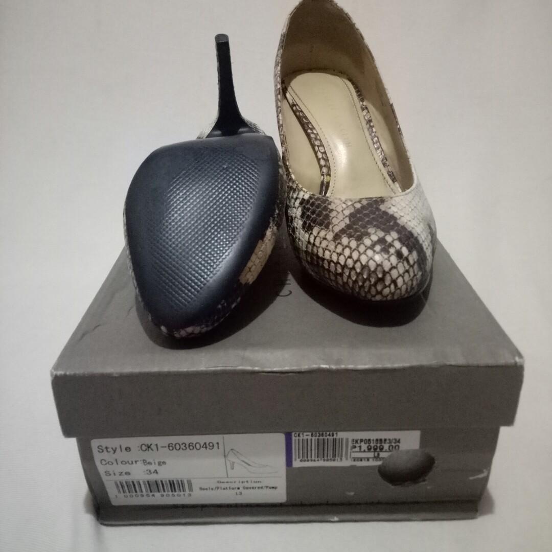 charles and keith pump shoes