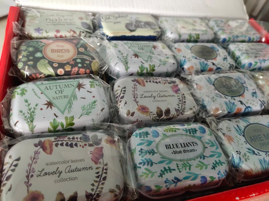 Collectables and functionable Tin Boxes (Category: Accessories) located in Singapore. Submitted by ipkoh (Listing ID 266839259, Image 1). Description: Buy 1- $3 Buy 5 or more, $2 each. Courier $5 Postage according to purchase. Best is to self collect at Woodgrove macdonalds. Useful for travel and storing small items such as safety pins, Earpiece, buttons, jewellery etc. Beautiful quotes imprints..
