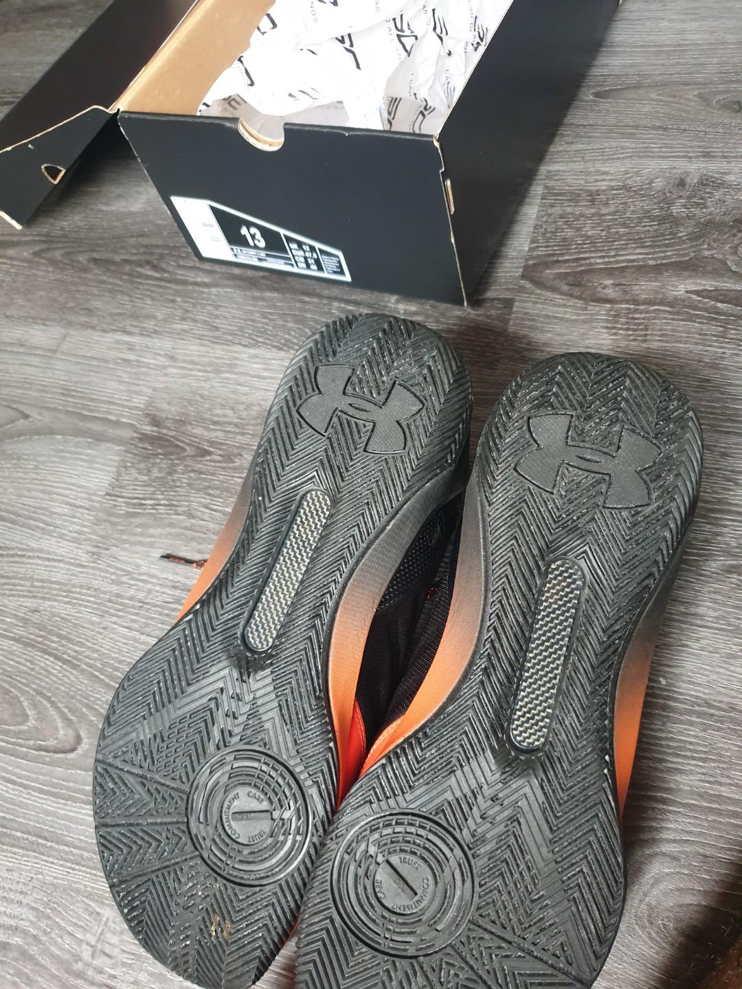 Curry 3 Low, Men's Fashion, Footwear, Sneakers on Carousell