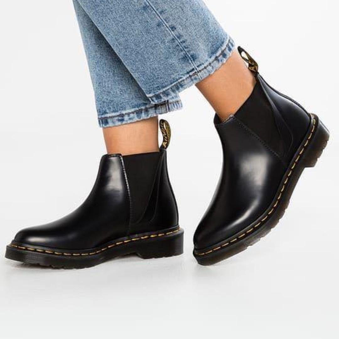 dr marten bianca chelsea boot