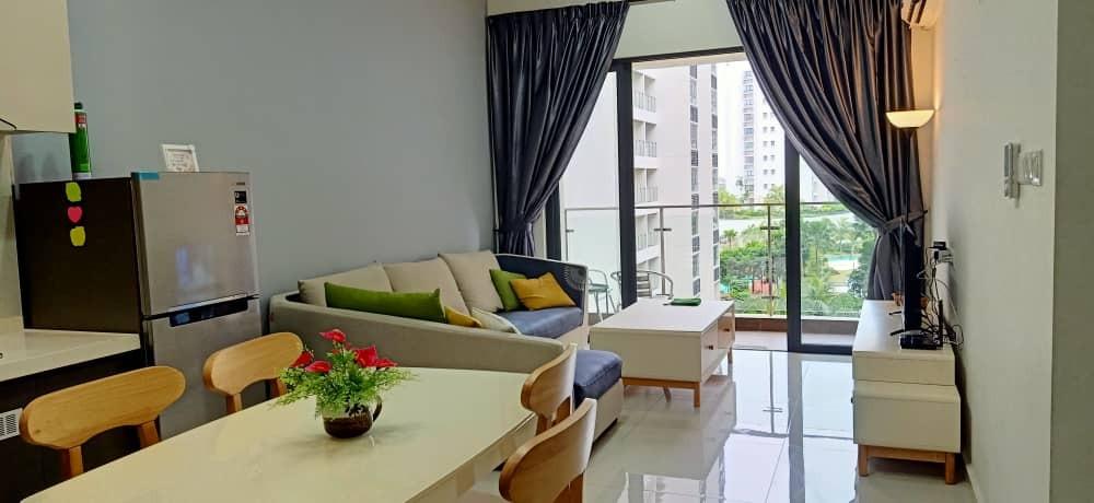Emilia Homestay Country Garden Danga Bay Travel Overseas Attractions On Carousell