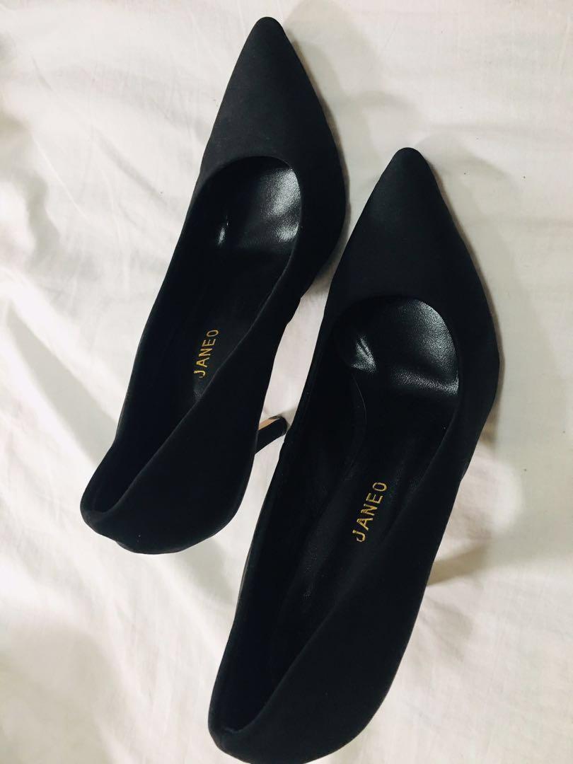 used flight attendant shoes