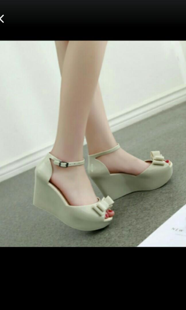 Wedges with clearance bow ankle strap