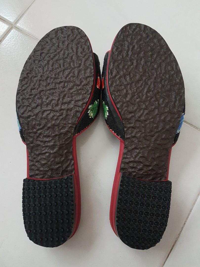 Peranakan handmade beaded slippers, Women's Fashion, Footwear