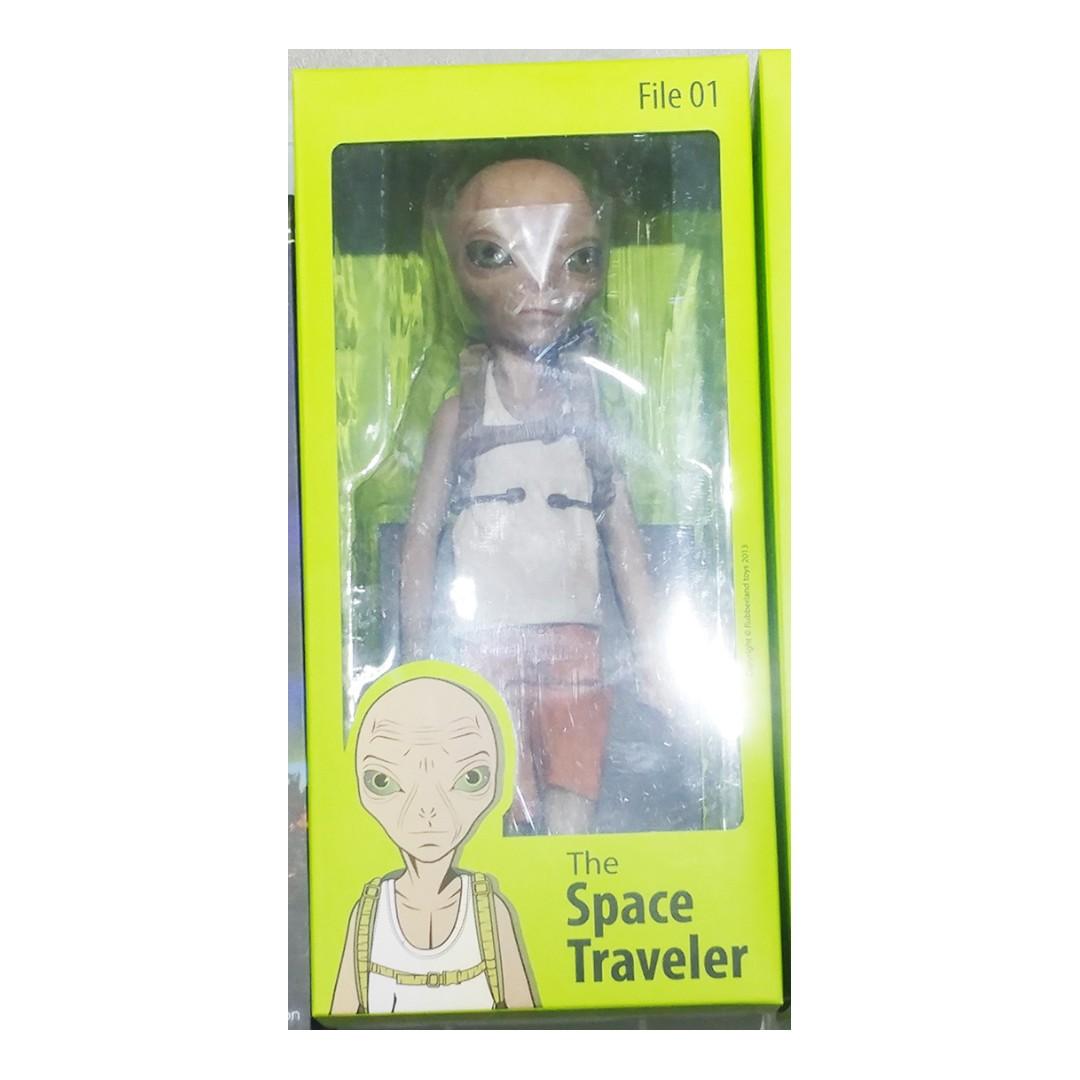 rubberland 1 6 外星人 保羅 paul 我們撞到外星人 file 01 space traveler 太空旅者 figure