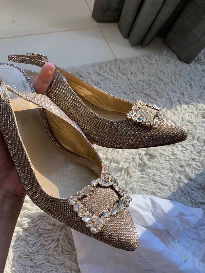 Stuart weitzman online wedding shoes
